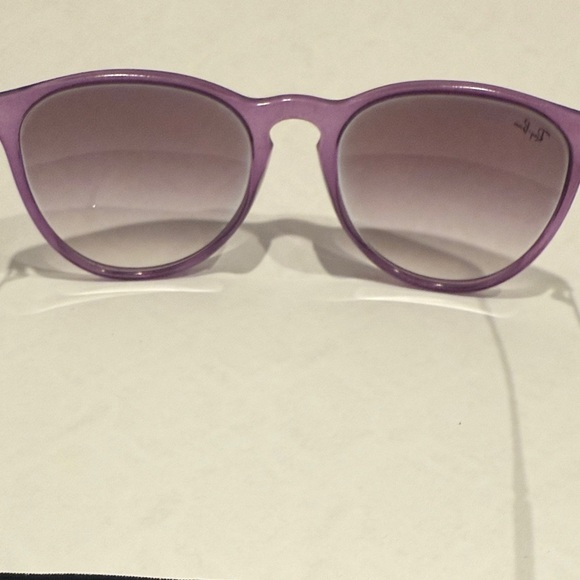 Ray-Ban Violet Sunglasses with Black Case - Picture 5 of 13